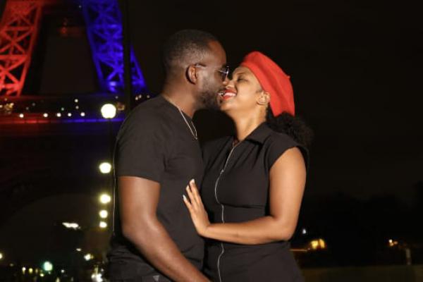 Imagen Novies Smukaïtza  & Wivens Galeria 8